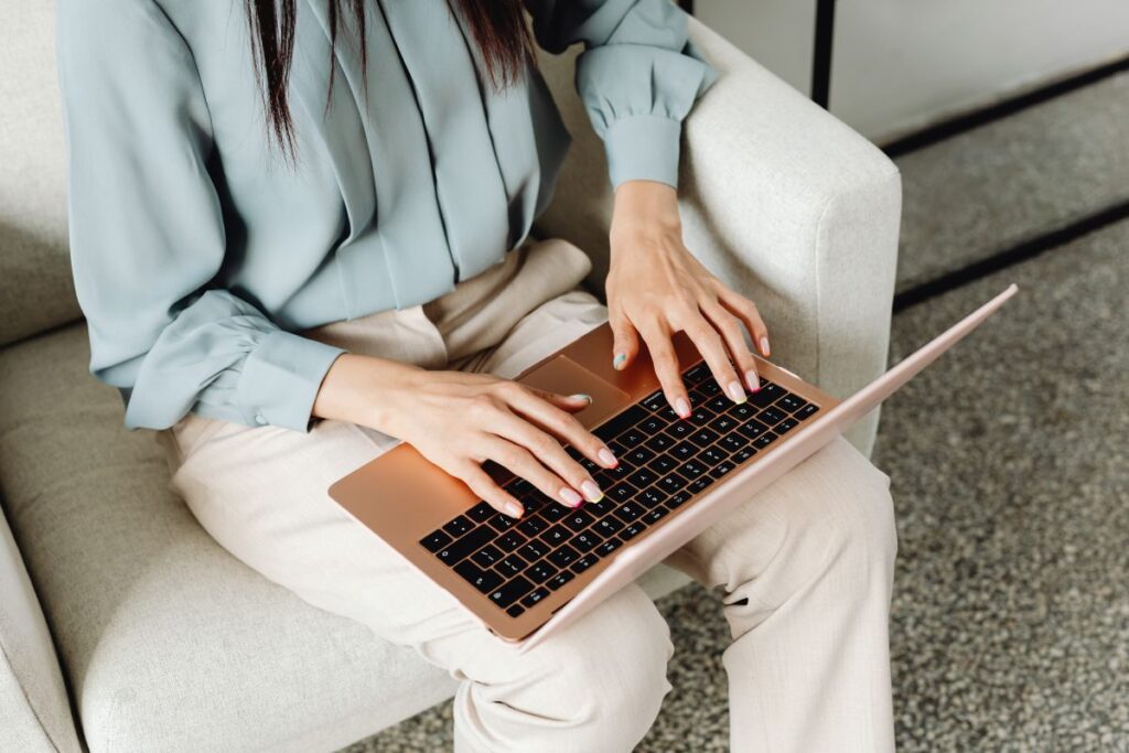 Young Asian Woman At Office Stock Free