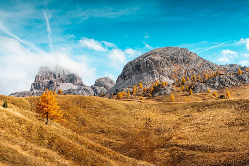 Beautiful Autumn Landscape in Italy Free Photo