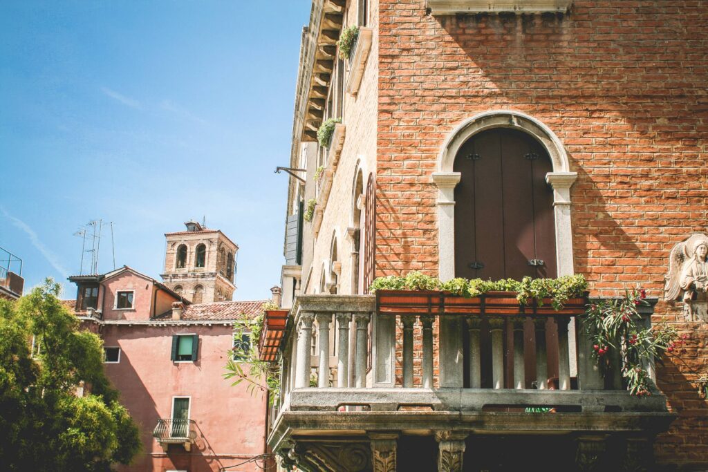 Beautiful Venice Summer Architecture Free Photo