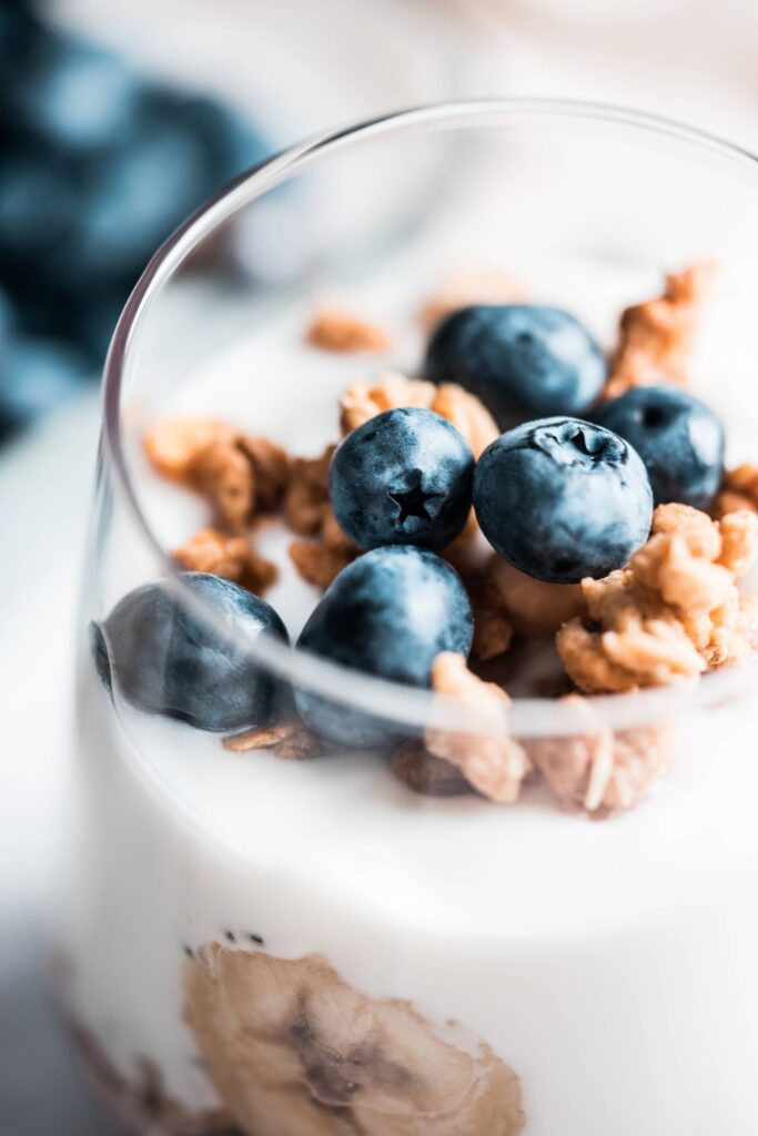 Blueberries in Müsli Fitness Breakfast Free Photo