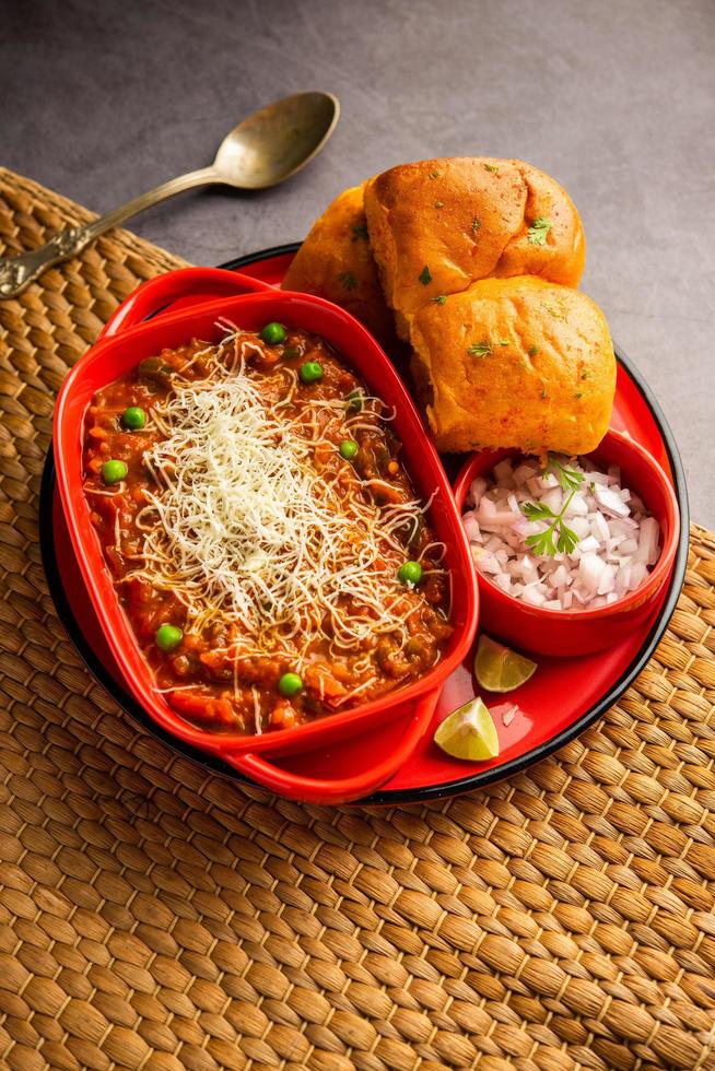 cheese Pav Bhaji Recipe is a street food Bhaji-pav recipe with addition of cheese Stock Free