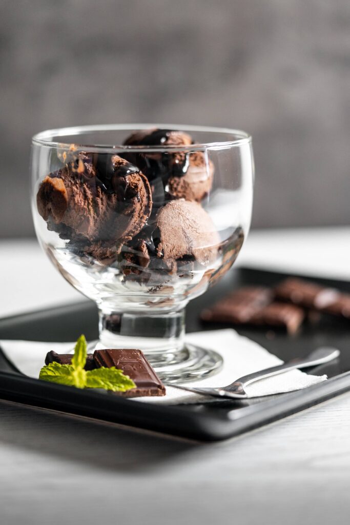 Chocolate Ice-cream Sundae Free Photo