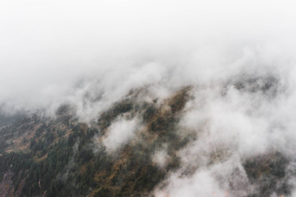 Cloudy Weather in the Mountains Free Photo