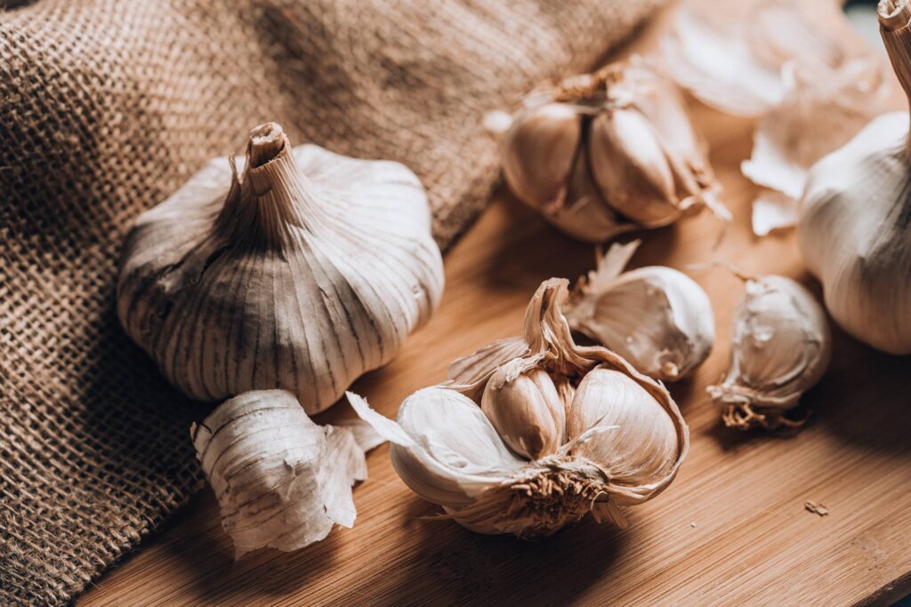 Garlic Bulb with Garlic Cloves Free Photo