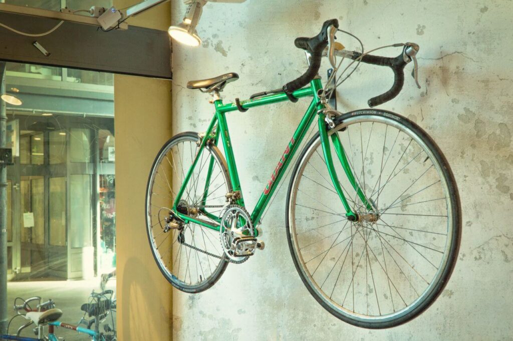 Giant Green Race Bike Stock Free