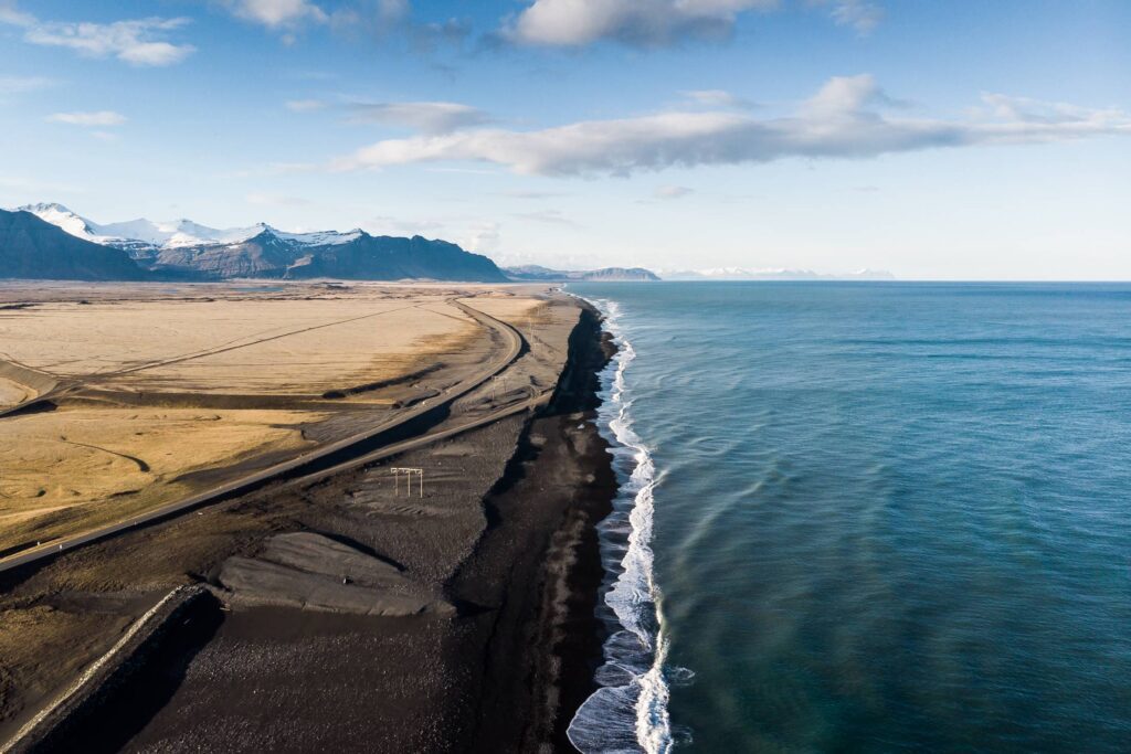 Iceland Shoreline Landscape Free Photo