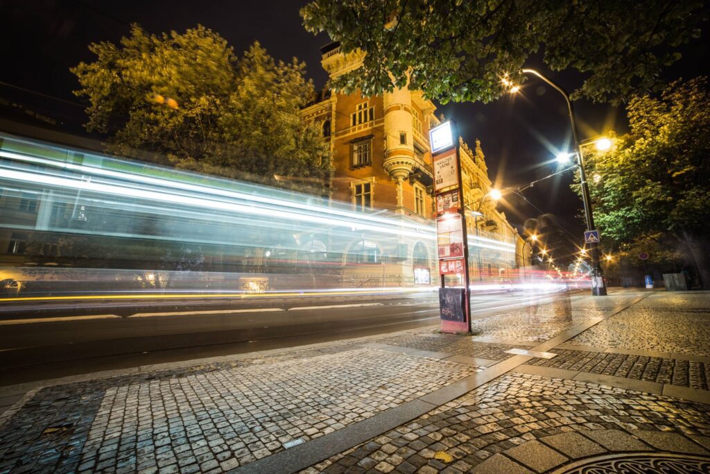 Light Night Traffic in the City Free Photo