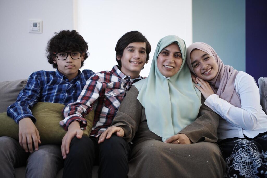 middle eastern family portrait Stock Free