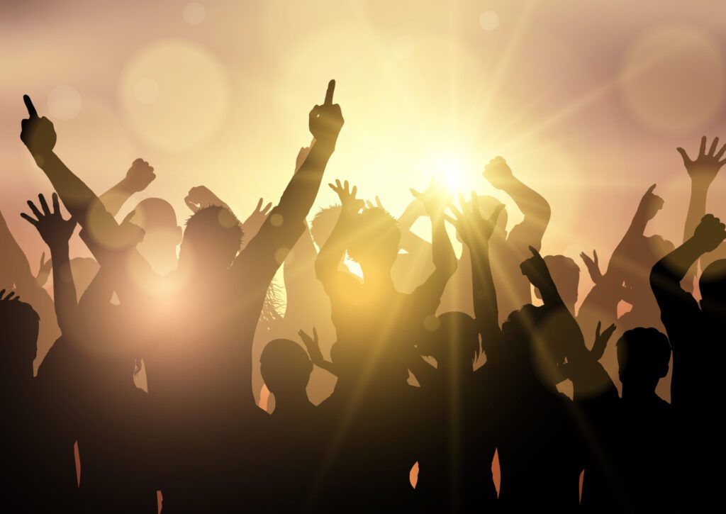 party crowd on sunburst background Free Vector