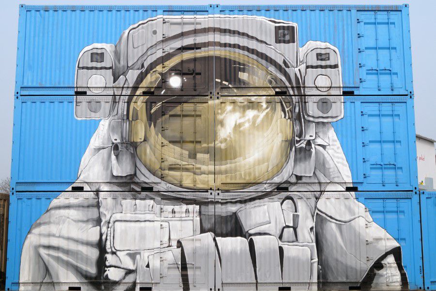 Astronaut Graffiti Free Stock HD Photo