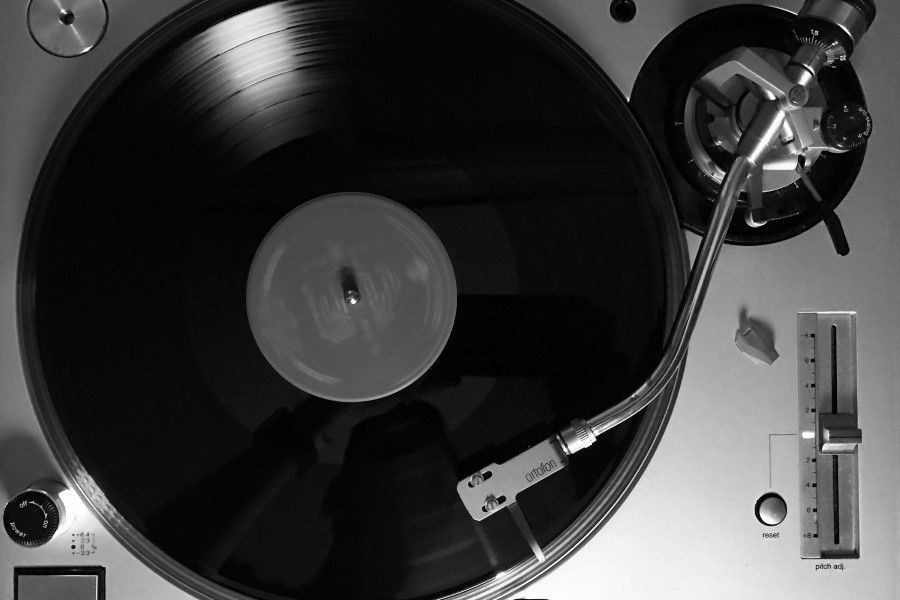 Black & White Turntable Free Stock HD Photo