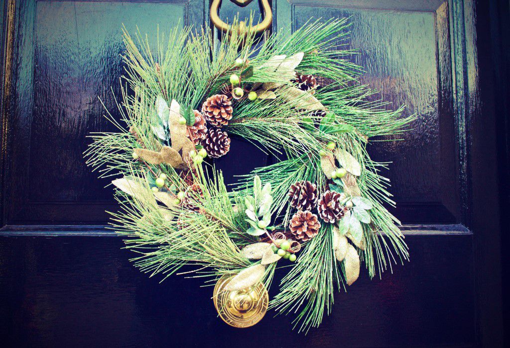 Christmas Wreath On Door Free Stock HD Photo