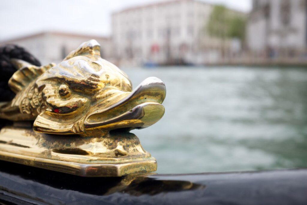 Gold Statue Venice Sea Free Stock HD Photo