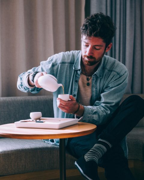 Man Pouring Tea Free Stock HD Photo