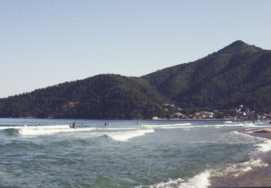 People on Beach Free Stock HD Photo