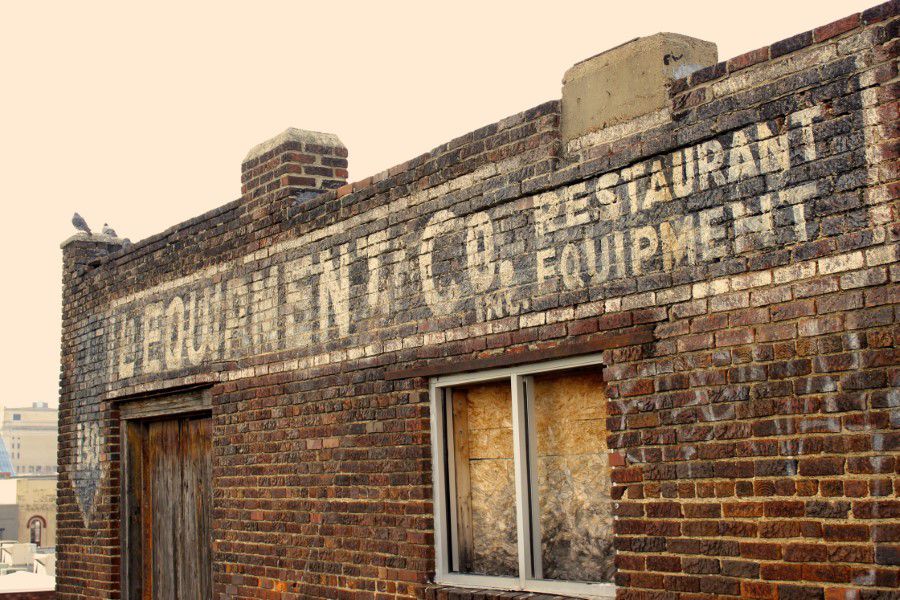 Restaurant Sign Free Stock HD Photo