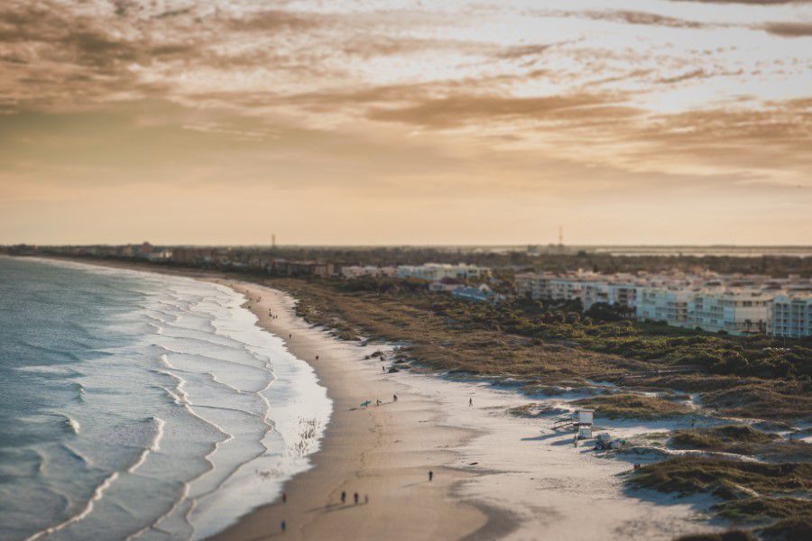 Beach in Summer Free Stock HD Photo