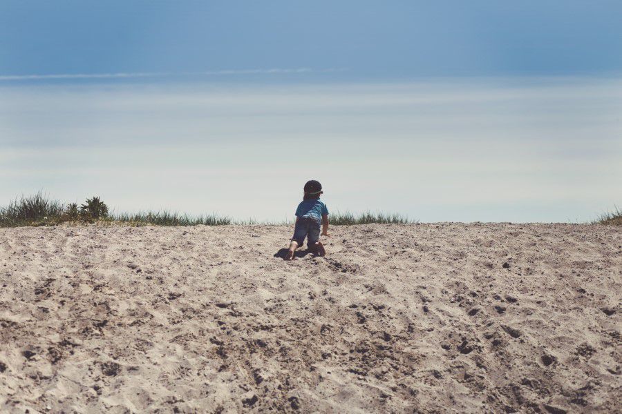 Small Child on Beach Free Stock HD Photo