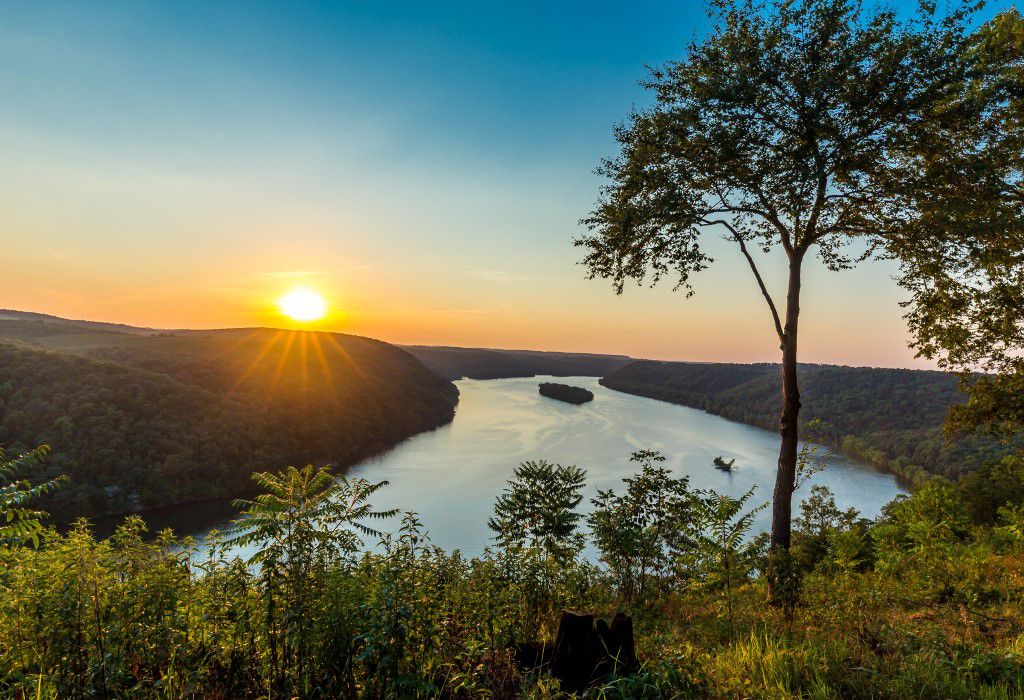 Sunset Over The River Free Stock HD Photo