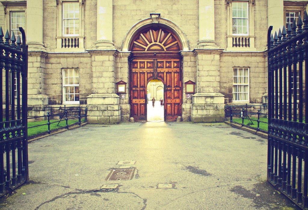 Trinity College Entrance Free Stock HD Photo