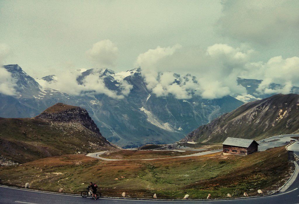 Winding Roads Free Stock HD Photo