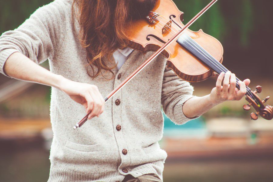 Playing Violin Free Stock HD Photo