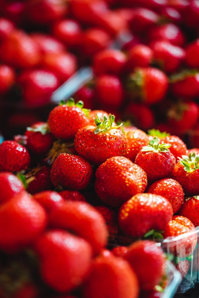 Pile of Fresh Strawberries at Farmers’ Markets Free Photo