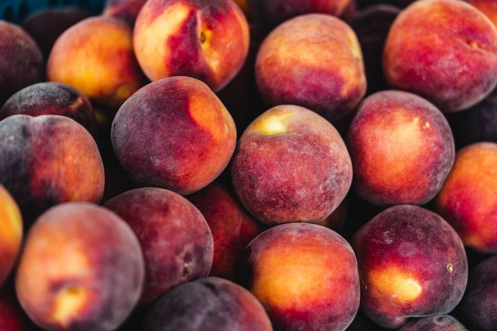 Pile of Peaches Free Photo