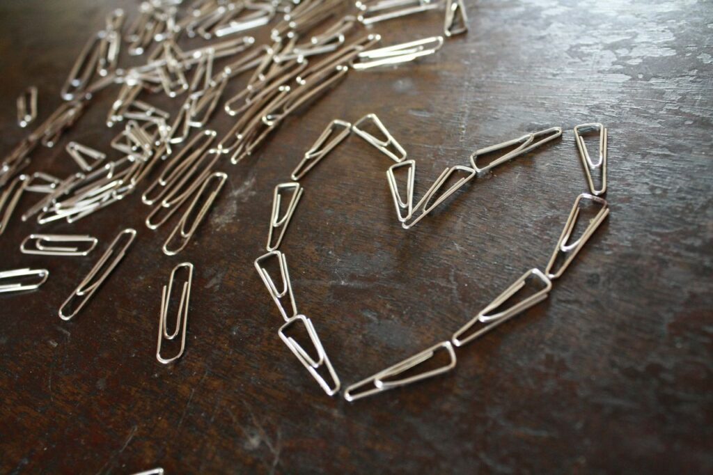 Safety Pins Heart Stock Free