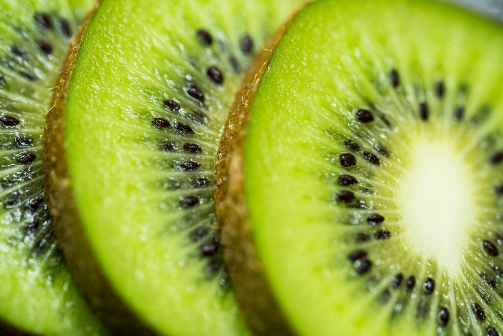 Slices of Kiwi Free Photo