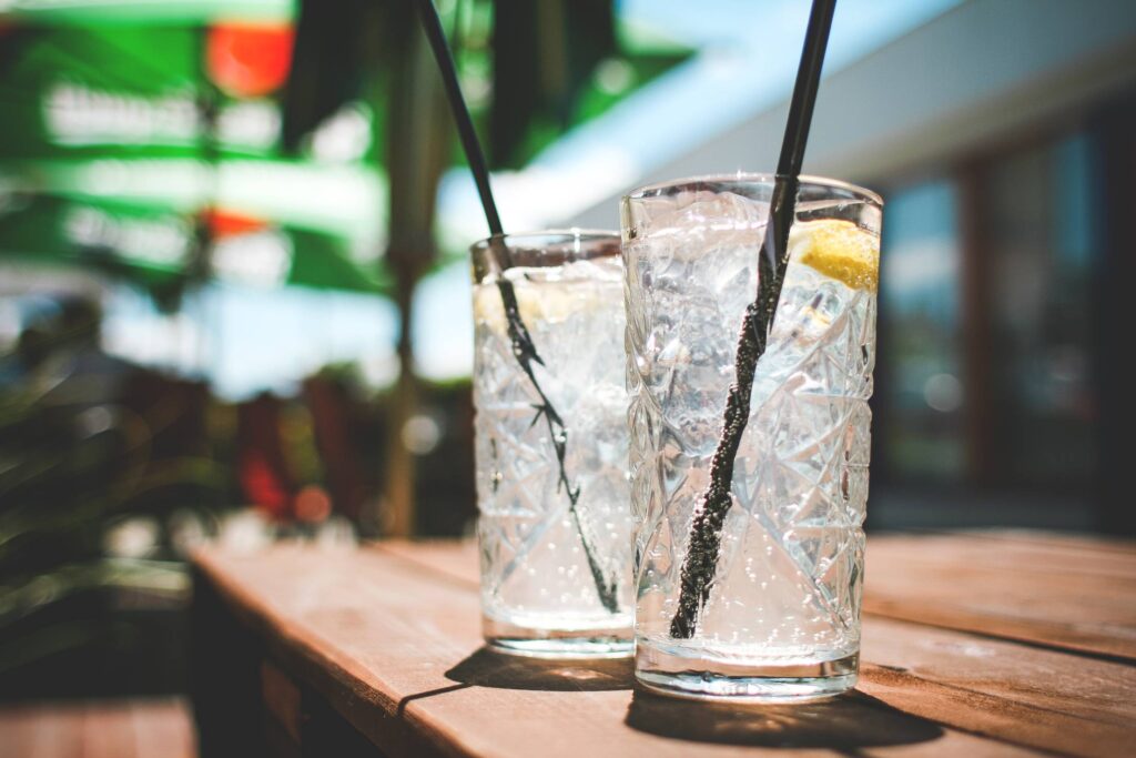 Two Fresh Lemon Drinks Free Photo