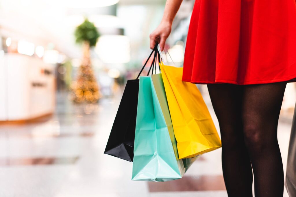 Woman in Shopping Mall Free Photo