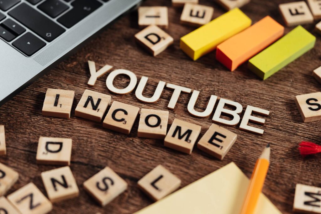 YouTube Income Free Photo