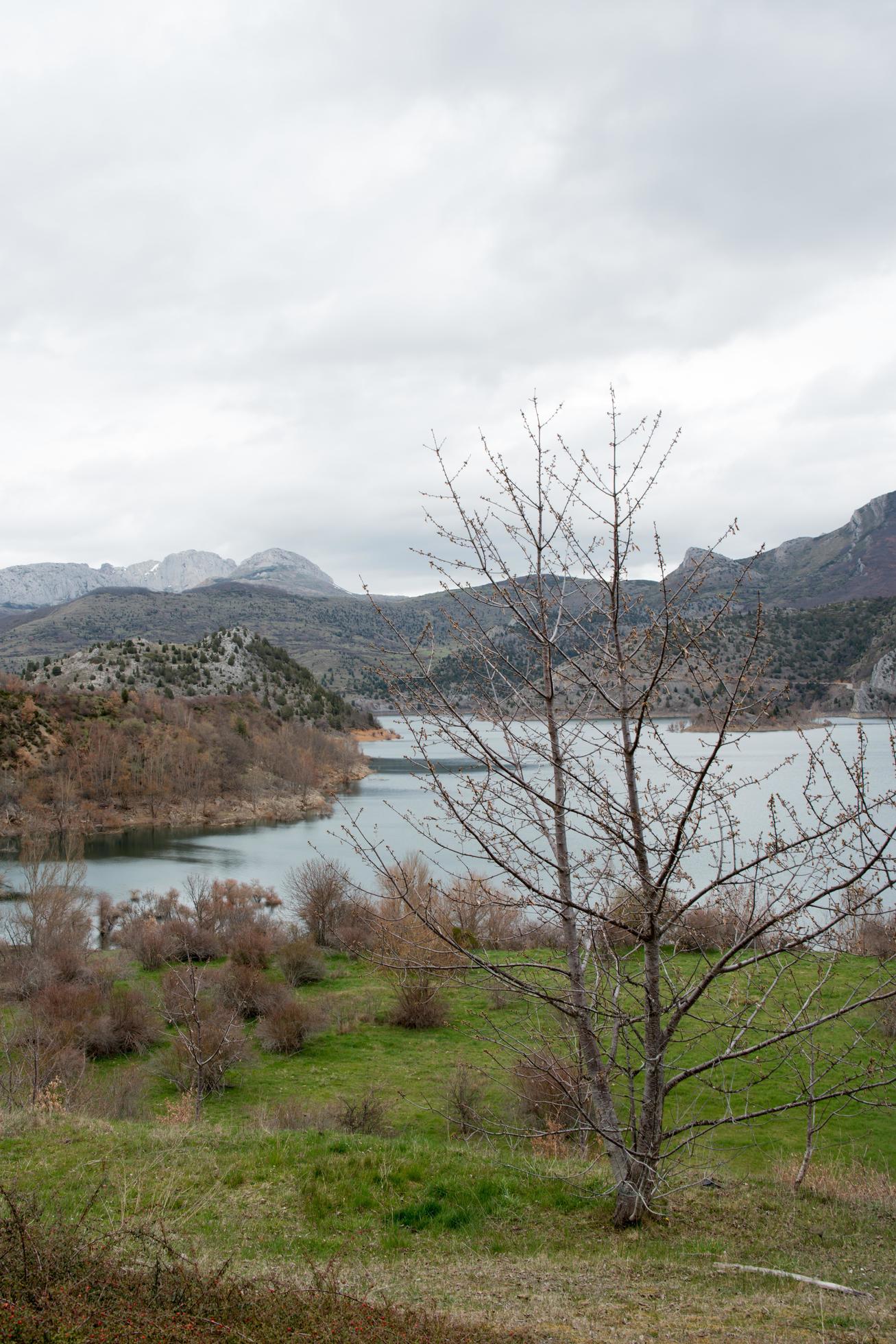 Beautiful landscape at Caldas de Luna, Leon. Water reservoir and nature around. Spain Stock Free