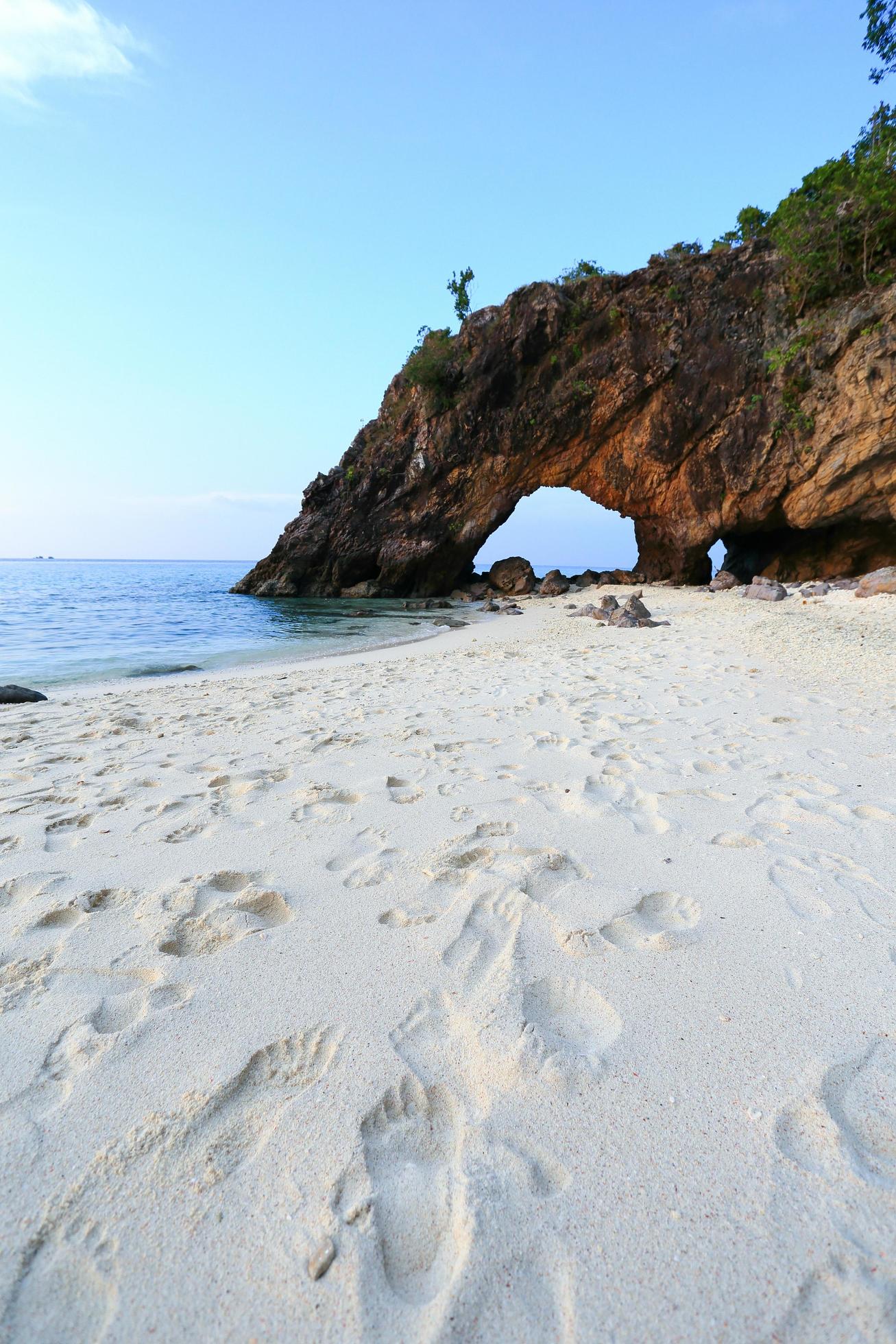 Nature stone arch at Ko Khai island Stock Free