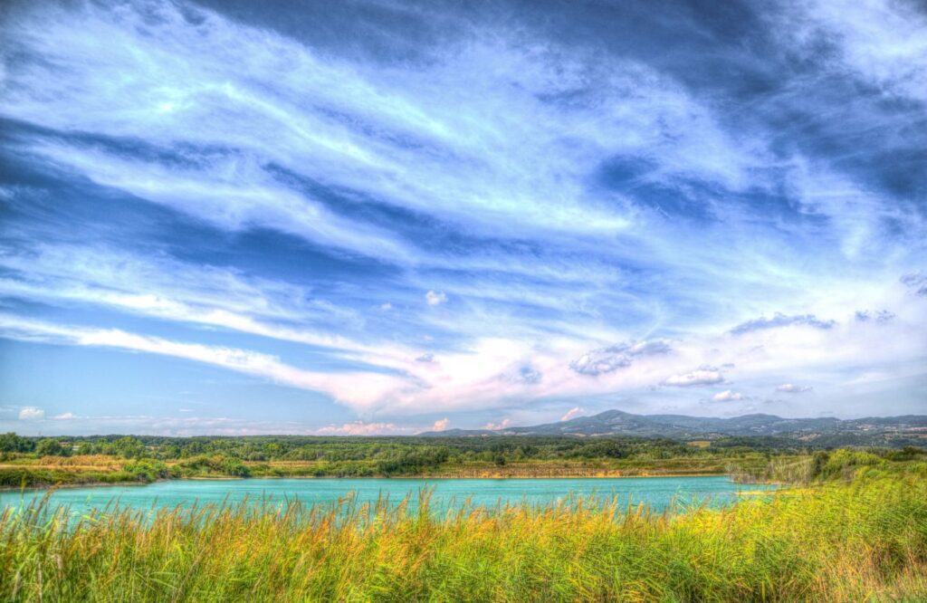 Lake in Tuscany Stock Free