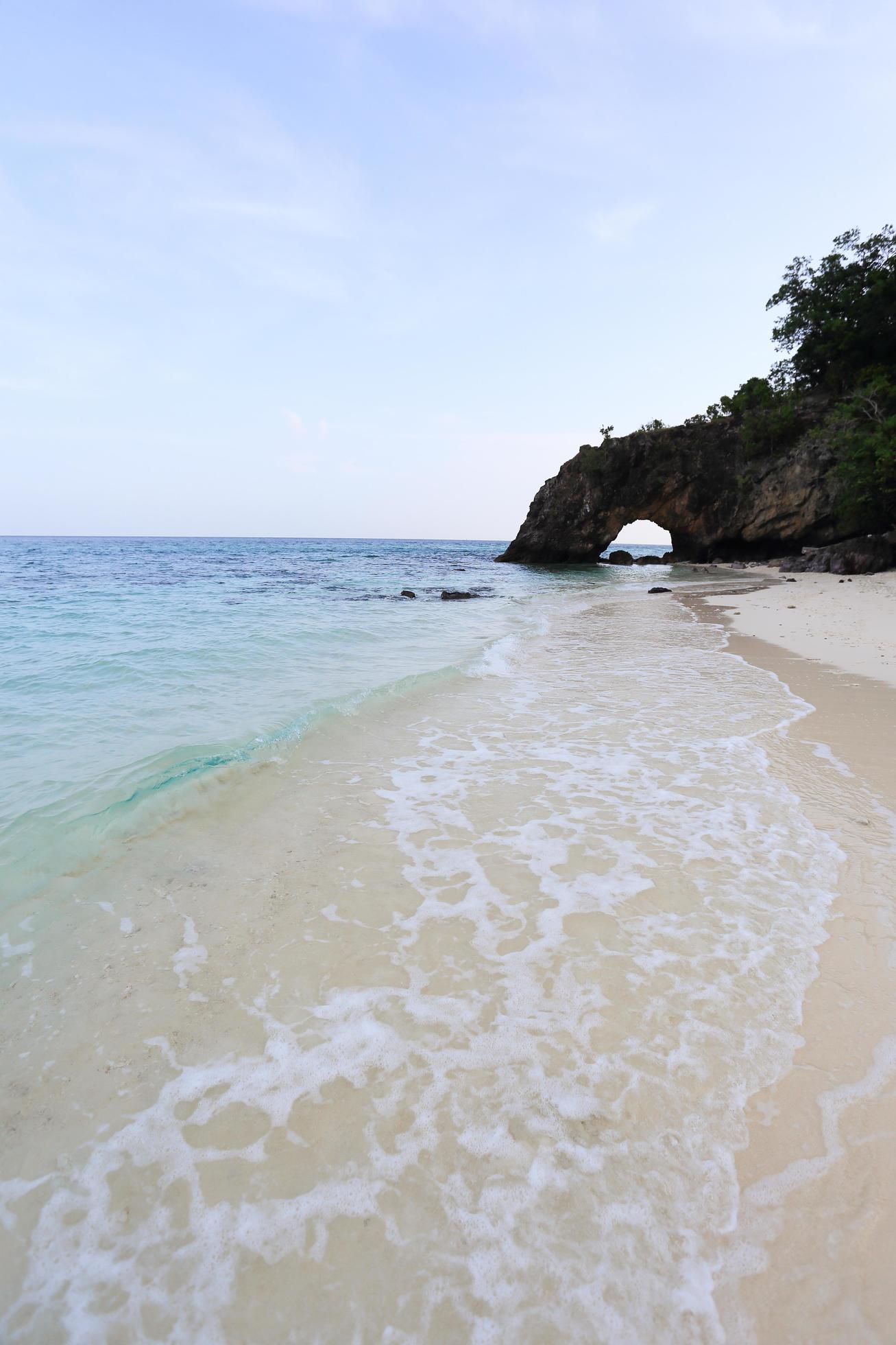 Nature stone arch at Ko Khai island Stock Free