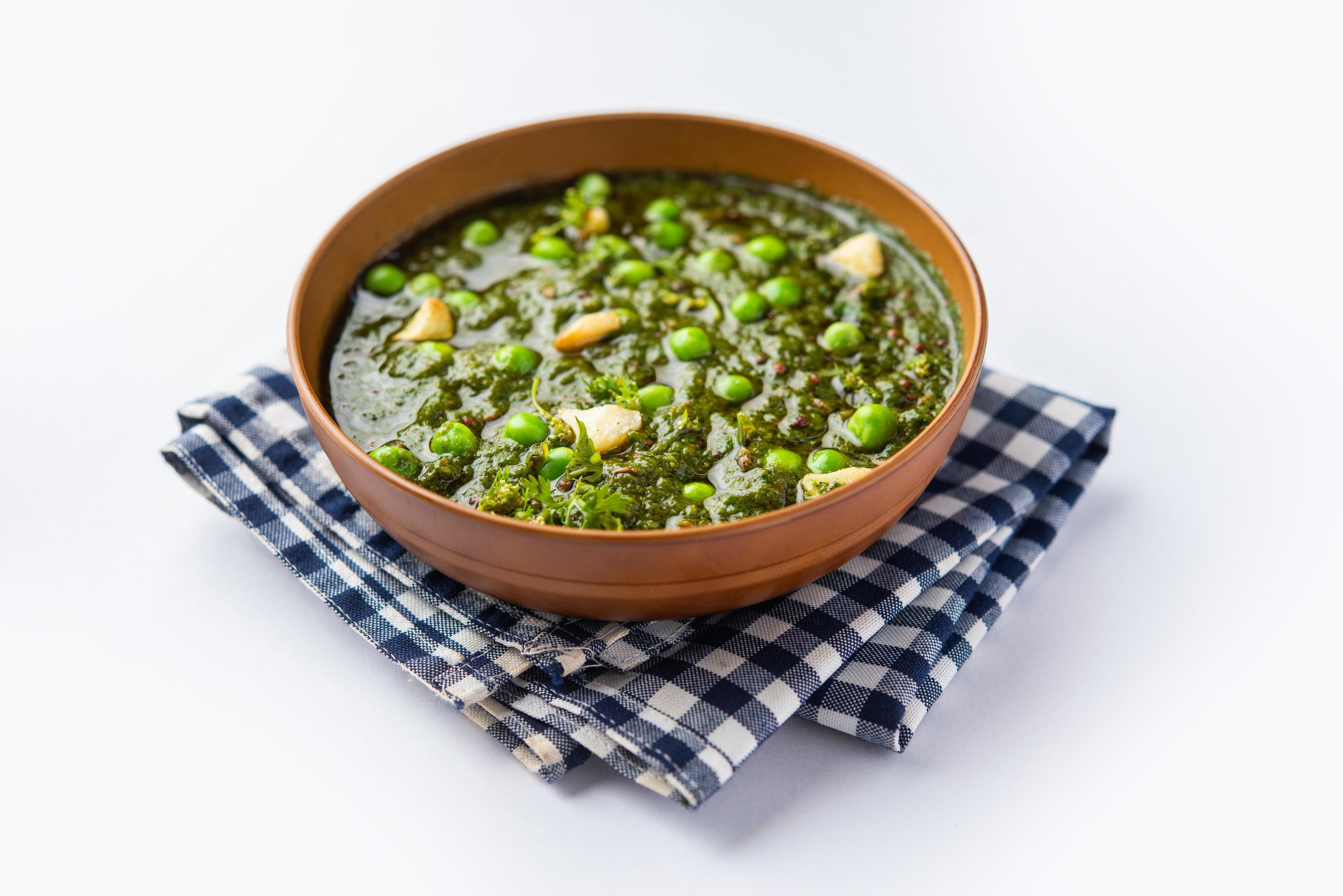 palak matar curry also known as spinach geen peas masala sabzi or sabji, indian food Stock Free