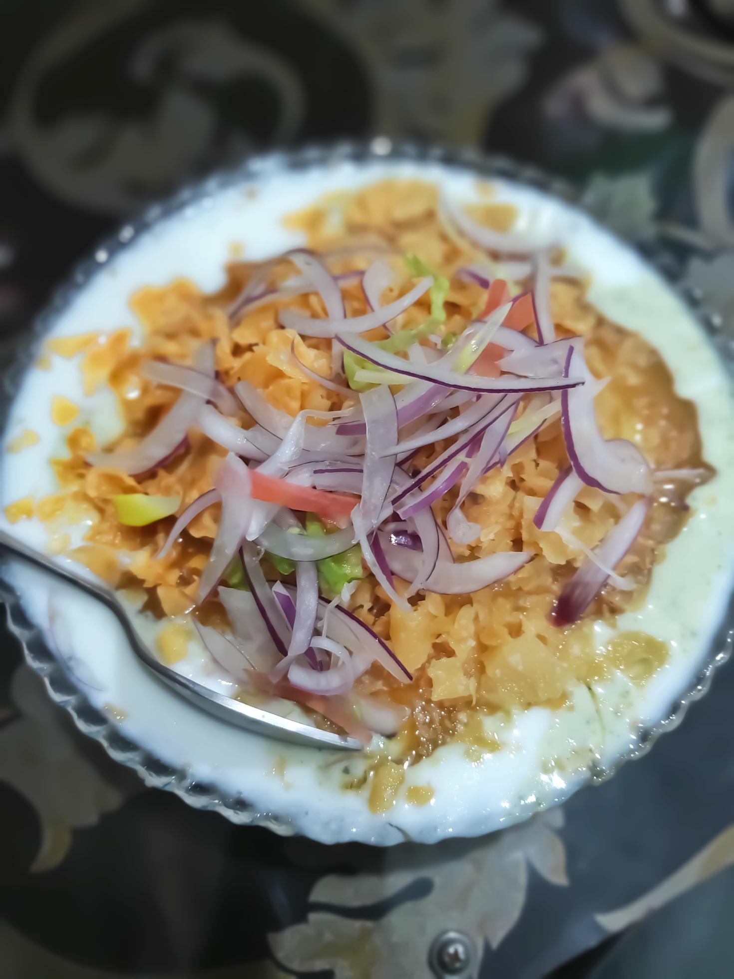 channa papri chat masala served in dish isolated on table top view of indian and pakistani food Stock Free