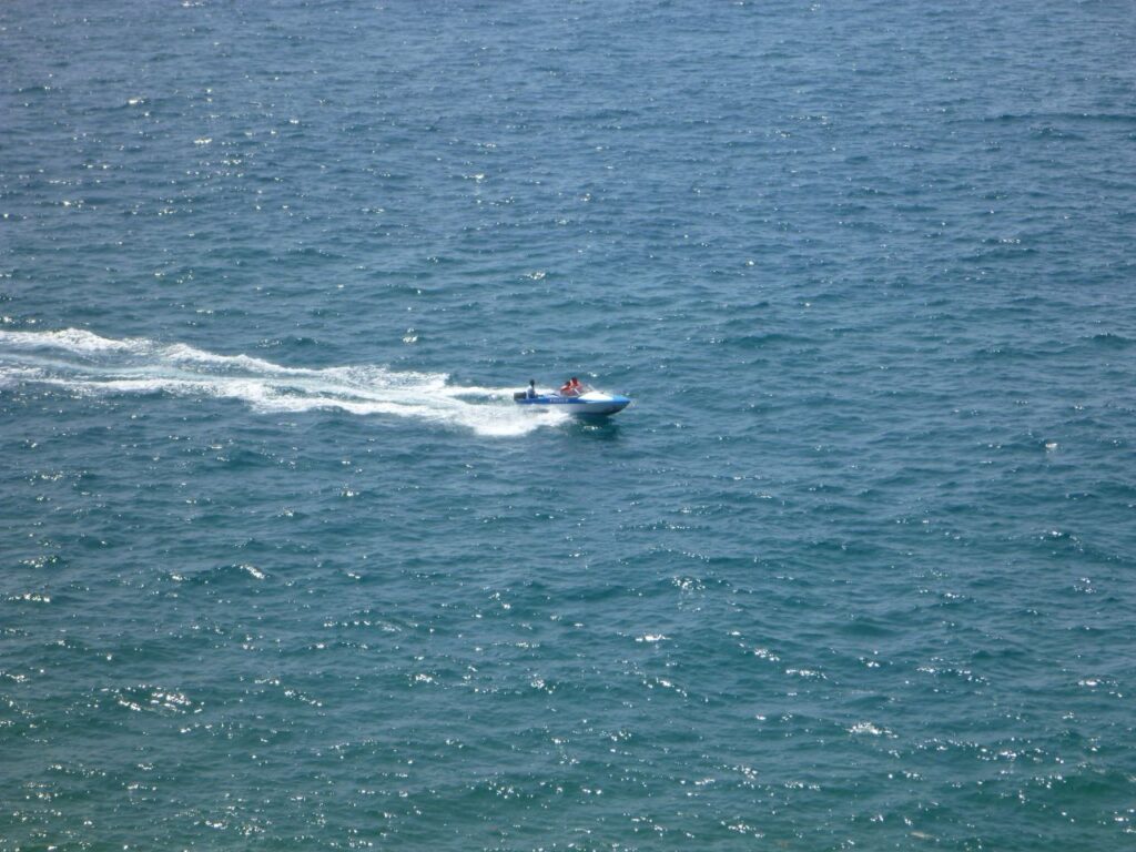 Speedboat Blue Waters Sea Stock Free