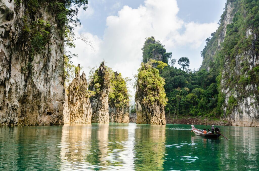 Travel island and green lake Guilin of Thailand Stock Free