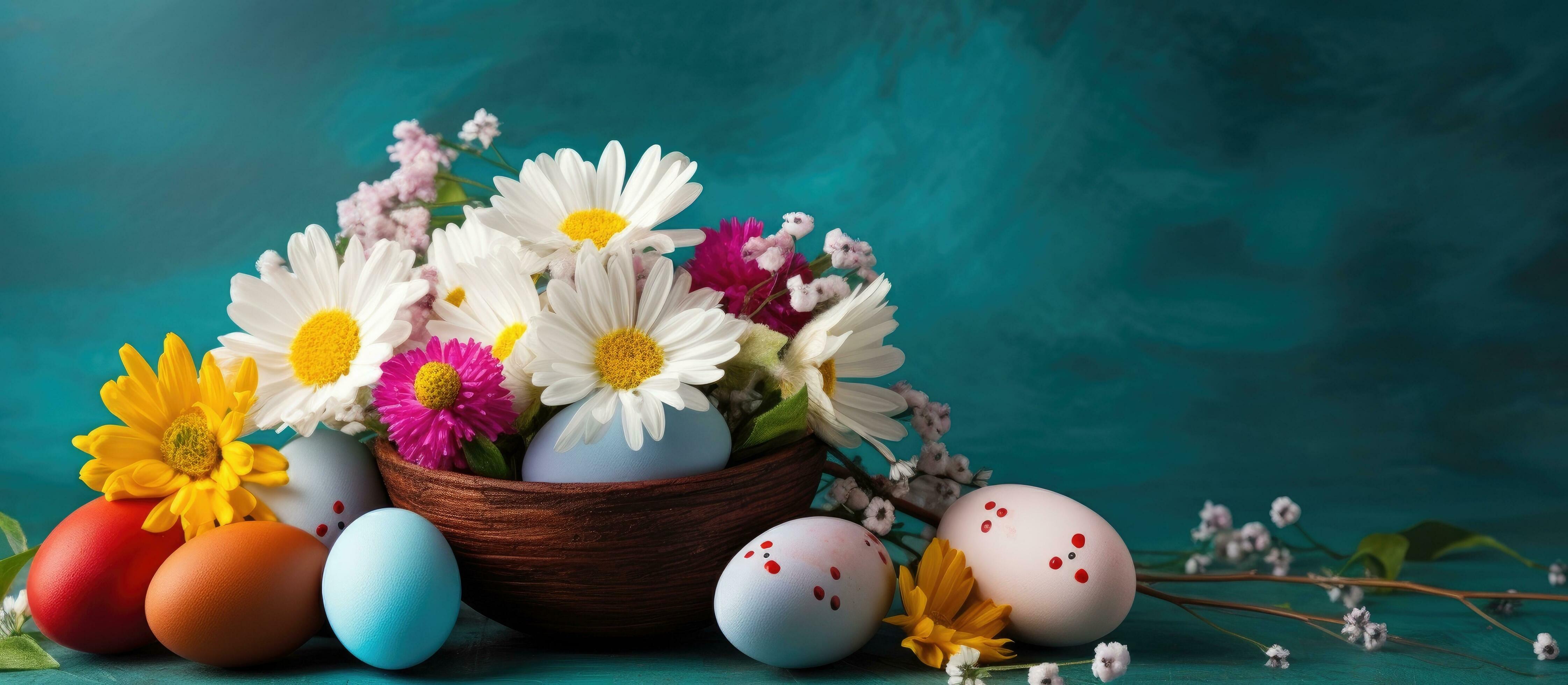 An egg adorned Easter flower arrangement Stock Free