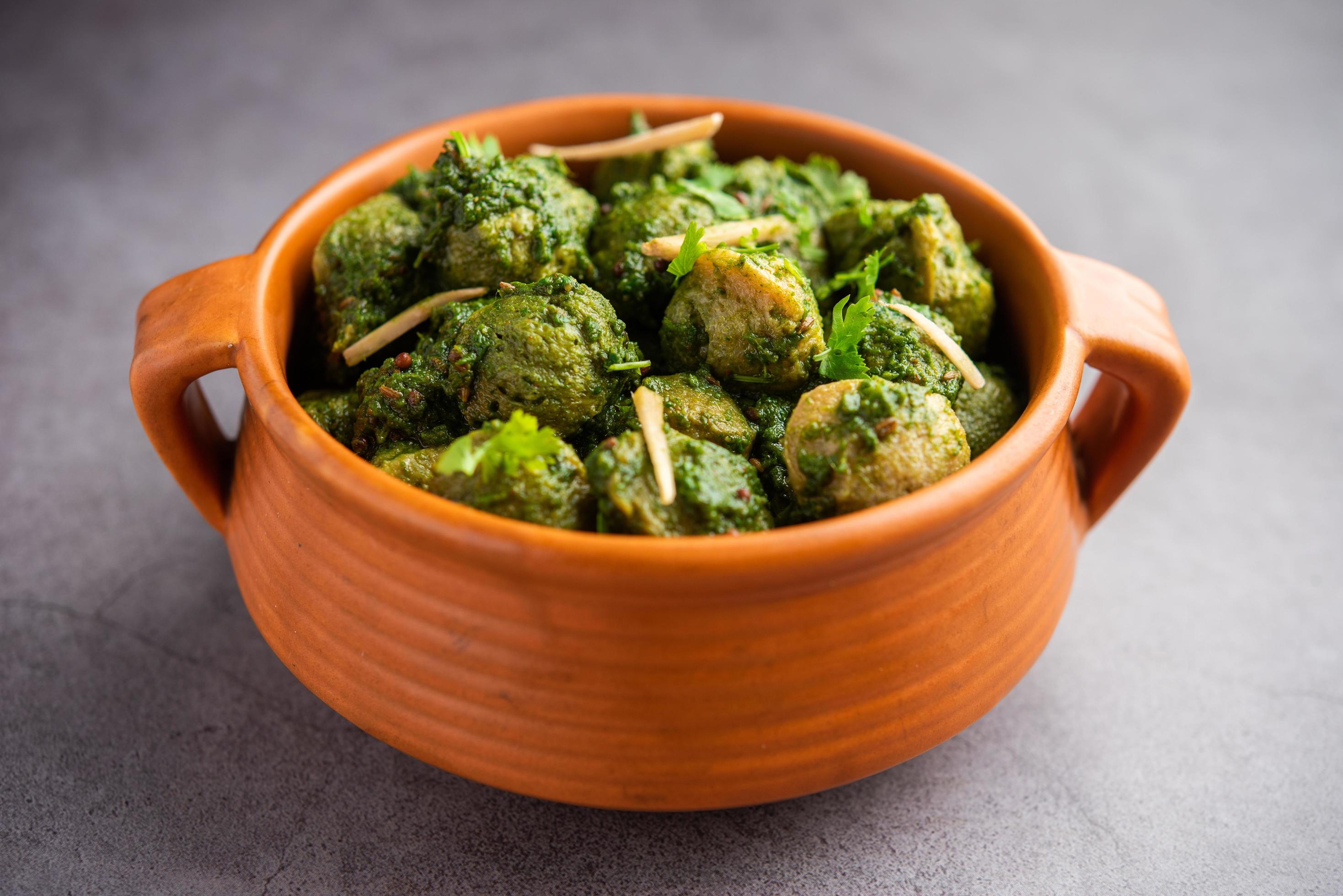 Soya Chunks Palak curry also known as Spinach Soyabean chunks sabzi or sabji, Healthy Indian food Stock Free