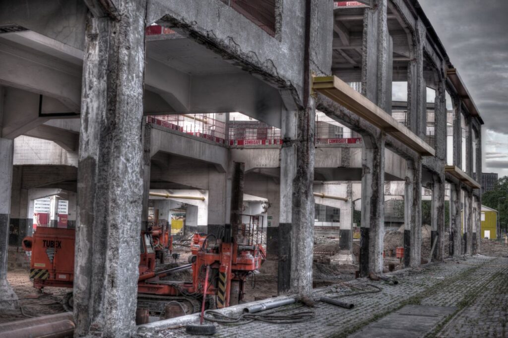 Old building in HDR Stock Free