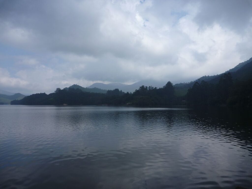 Mountains Lake Clouds Stock Free