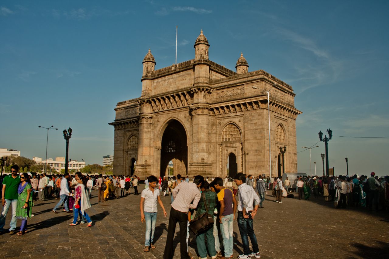 Gateway Of India Tourists Stock Free