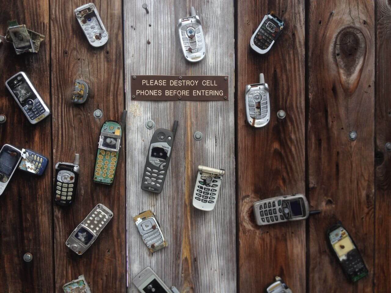 Old Mobile Phone Broken Wood Stock Free