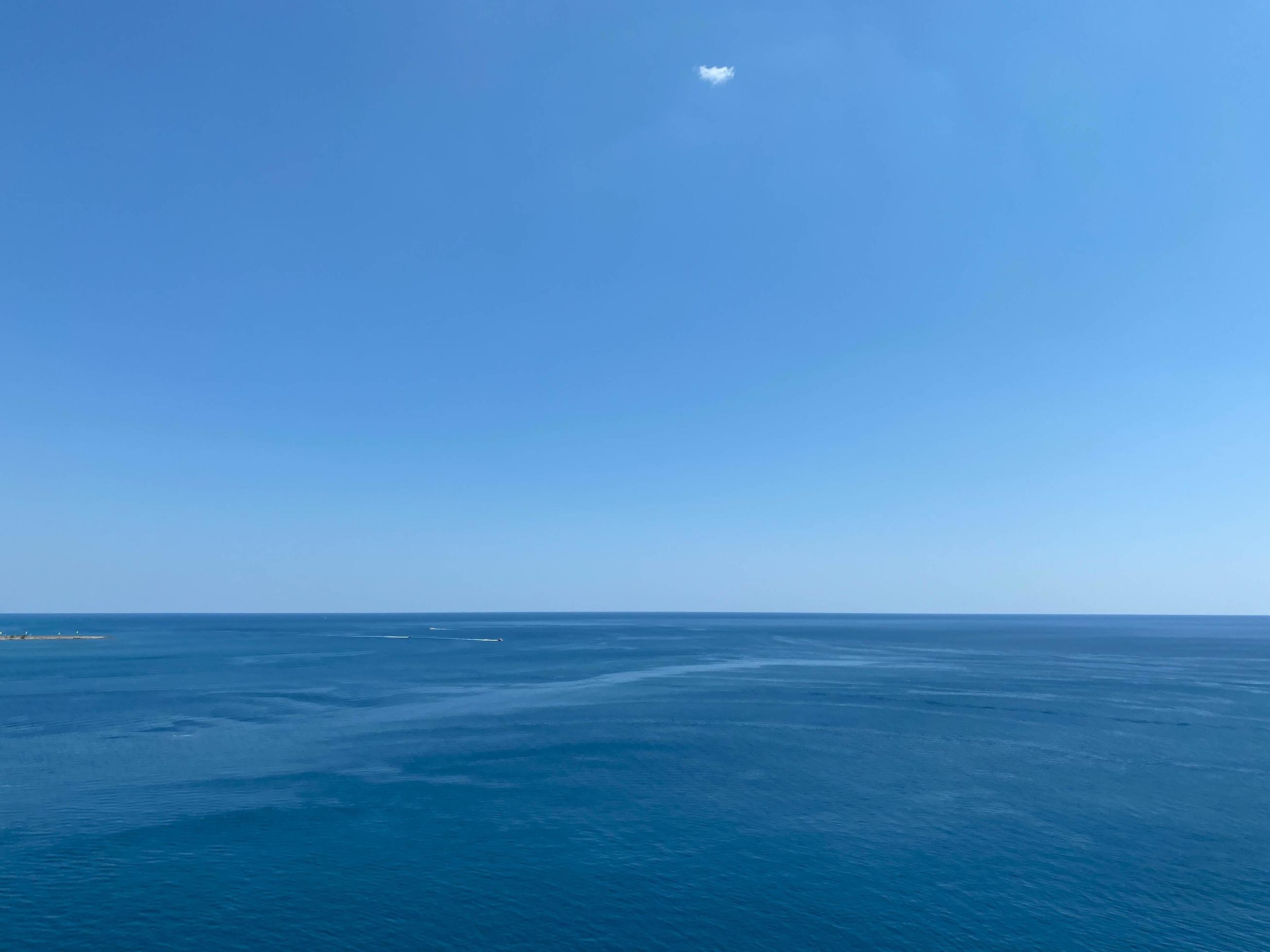 Atlantic ocean – beautiful seascape sea horizon and blue sky, natural photo background Stock Free