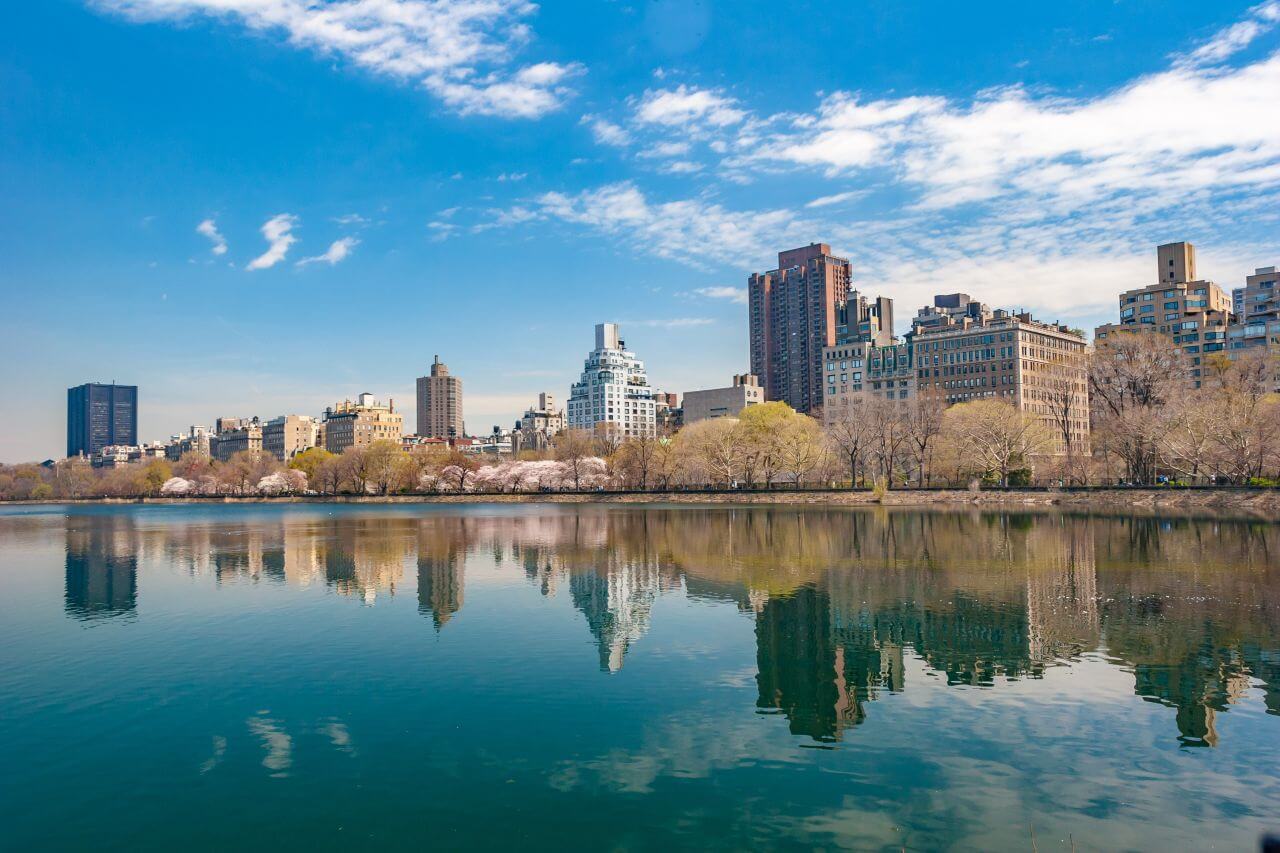 Buildings River Blue Sky Stock Free