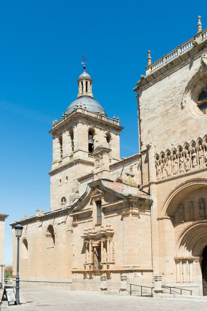 Main facade of Santa Maria Cathedral, in Ciudad Rodrigo Stock Free